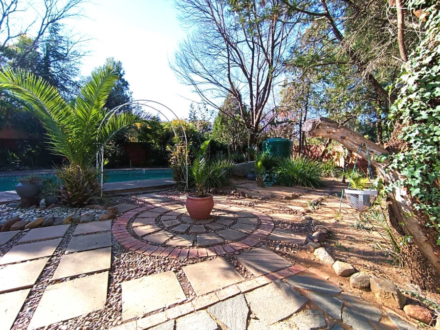 4 Bedroom Property for Sale in Langenhovenpark Free State